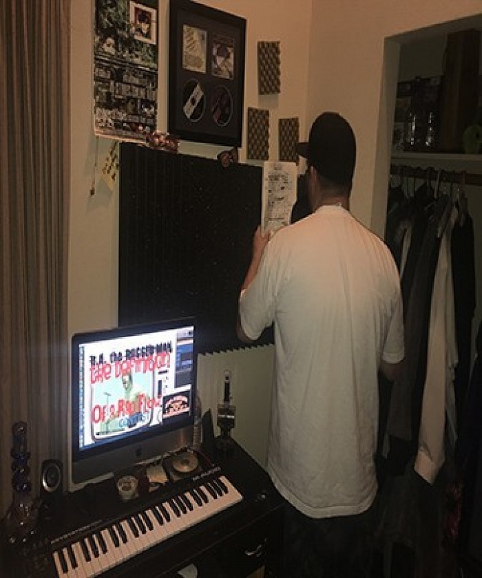 THE EARLY DAYS OF BEING IN HIS ROOM PRODUCING MUSIC